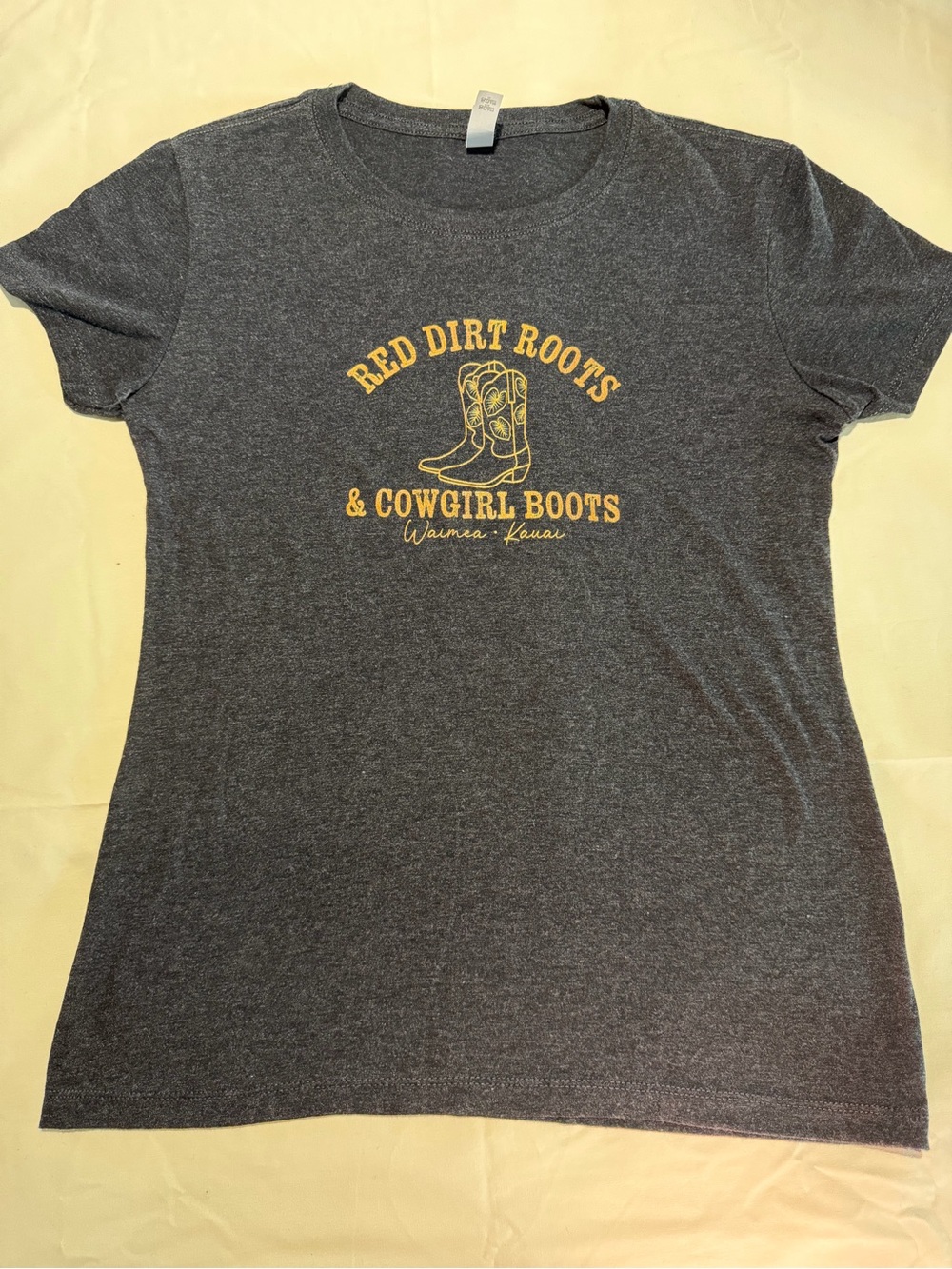 Women's Grey 'Red Dirt Roots & Cowgirl Boots' Graphic Tee Waimea Kauai